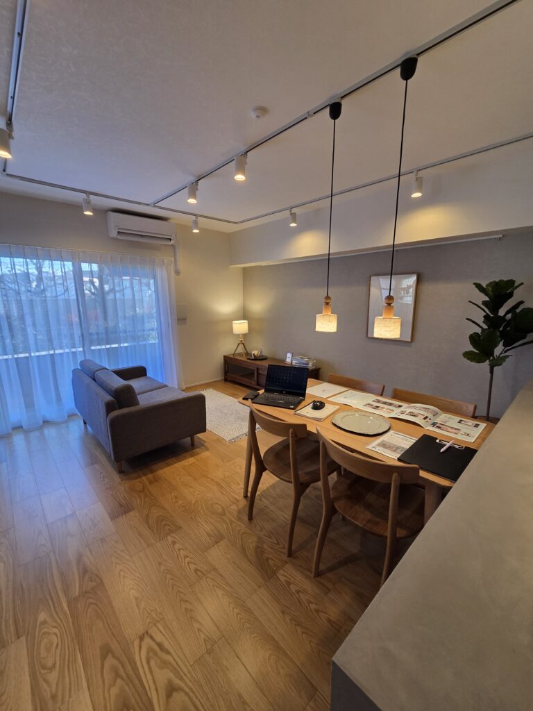 府中「リフォームデザイン」さん施工物件を見てきました